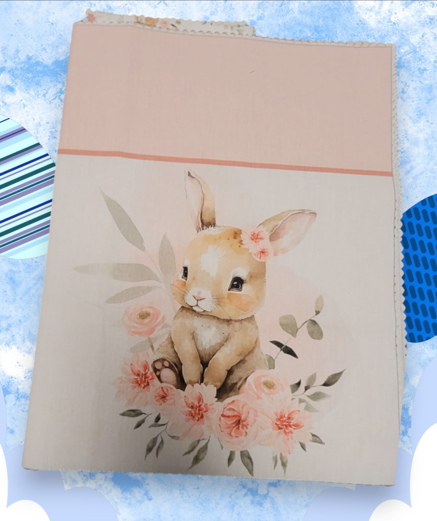 Prot&egrave;ge carnet de sant&eacute; "Lapineau rose"