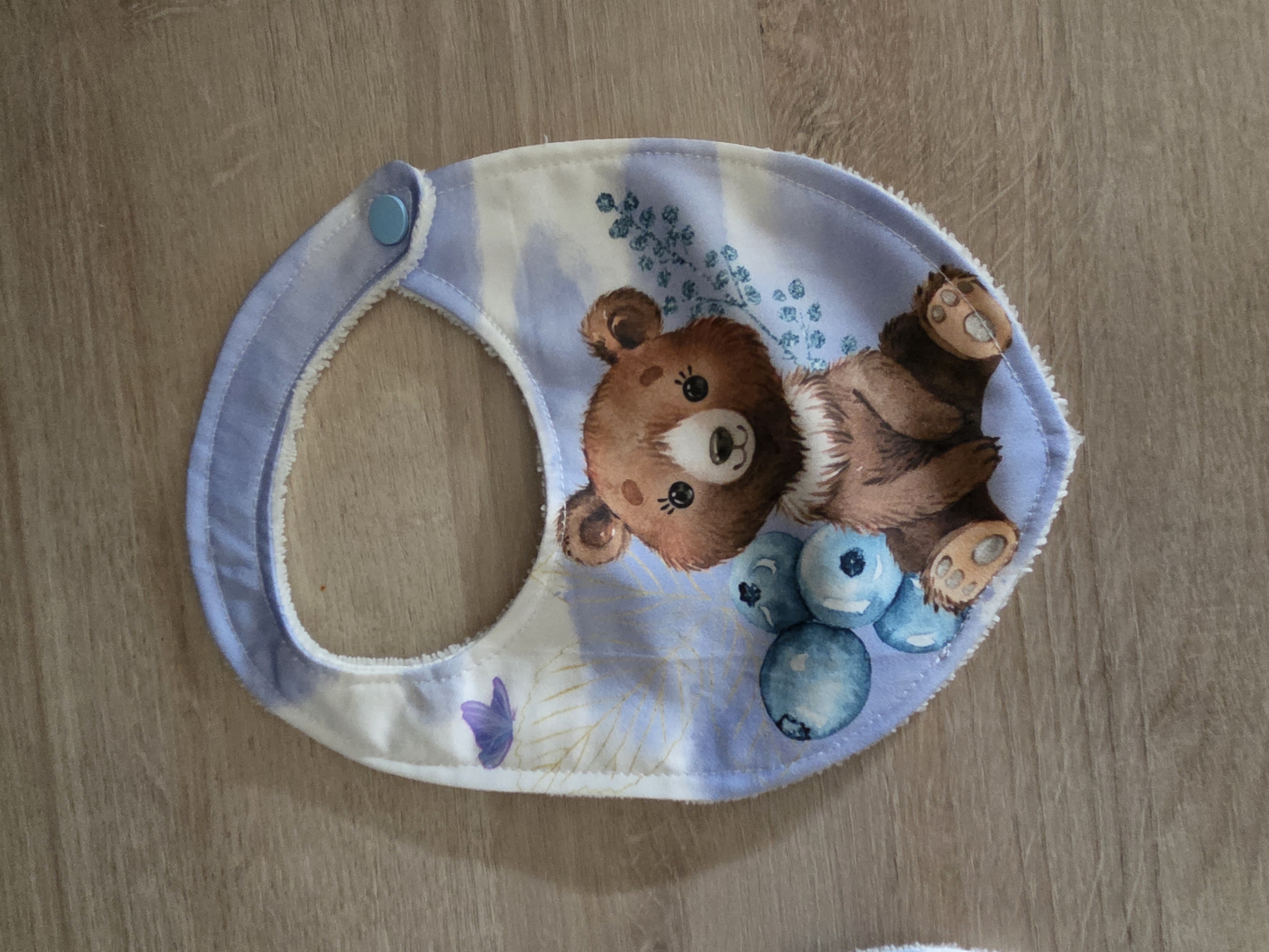Bavoir Carré ou Pointu "ourson" - vue produit